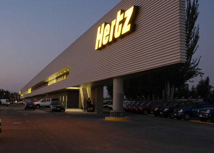 Hertz : location de camions à moindres frais